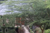 우드중와 폭포 로지  호텔