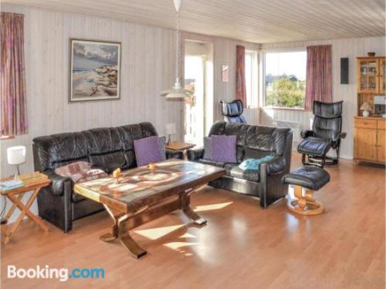 Holiday Home Risvej IV Three-Bedroom Holiday Home