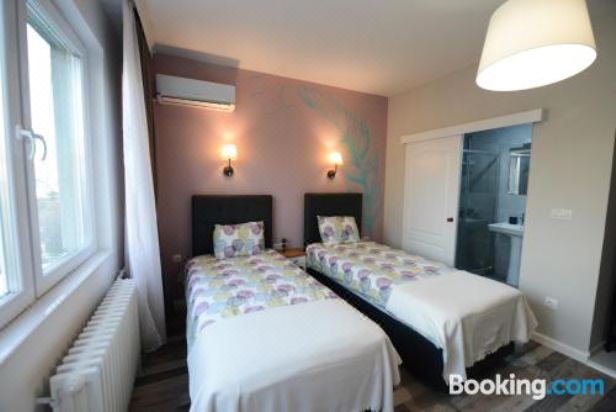 享有地标景致的豪华双人间