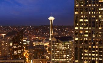 Crowne Plaza Seattle, an IHG Hotel with No Resort Fee
