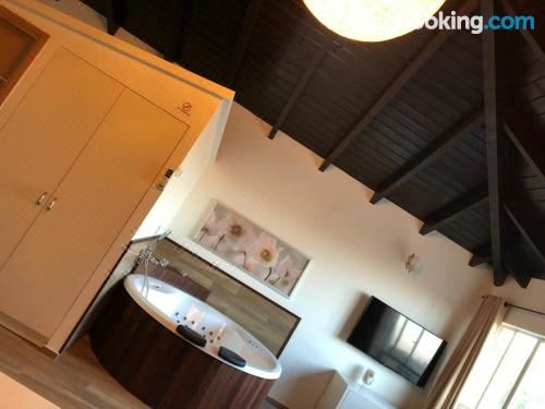 豪华特大床一室房