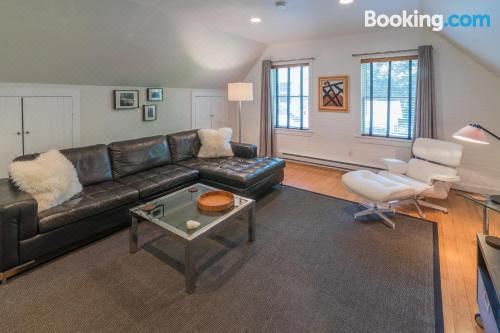 带洛弗特的一卧室公寓