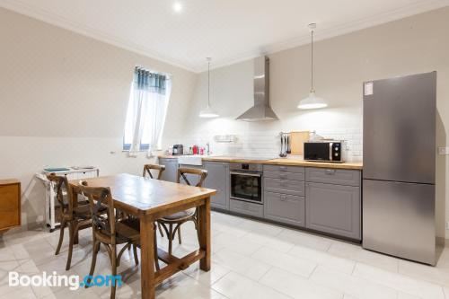 Appartement Vue Mer, Suquet et Palais Avec Parking Apartment with Sea View