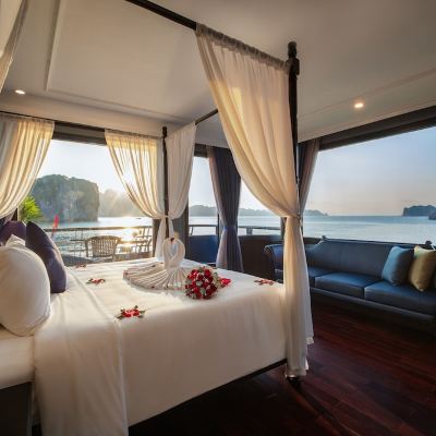 Honeymoon Suite with Terrace