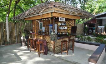 Isla Hayahay Beach Resort and Restaurant