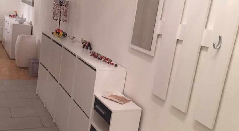 Sch?ne Suite in der City of Basel One-Bedroom Apartment