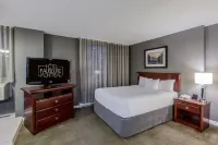 Hotel Faubourg Montreal Centre-Ville Downtown Hotel di 