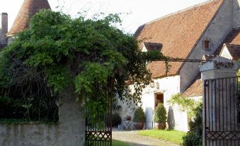 House with 4 Bedrooms in Coudray-au-Perche, with Enclosed Garden and W