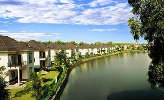 Vietnam Golf - Lake View Villas