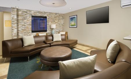 Candlewood Suites Richmond-South - Housity