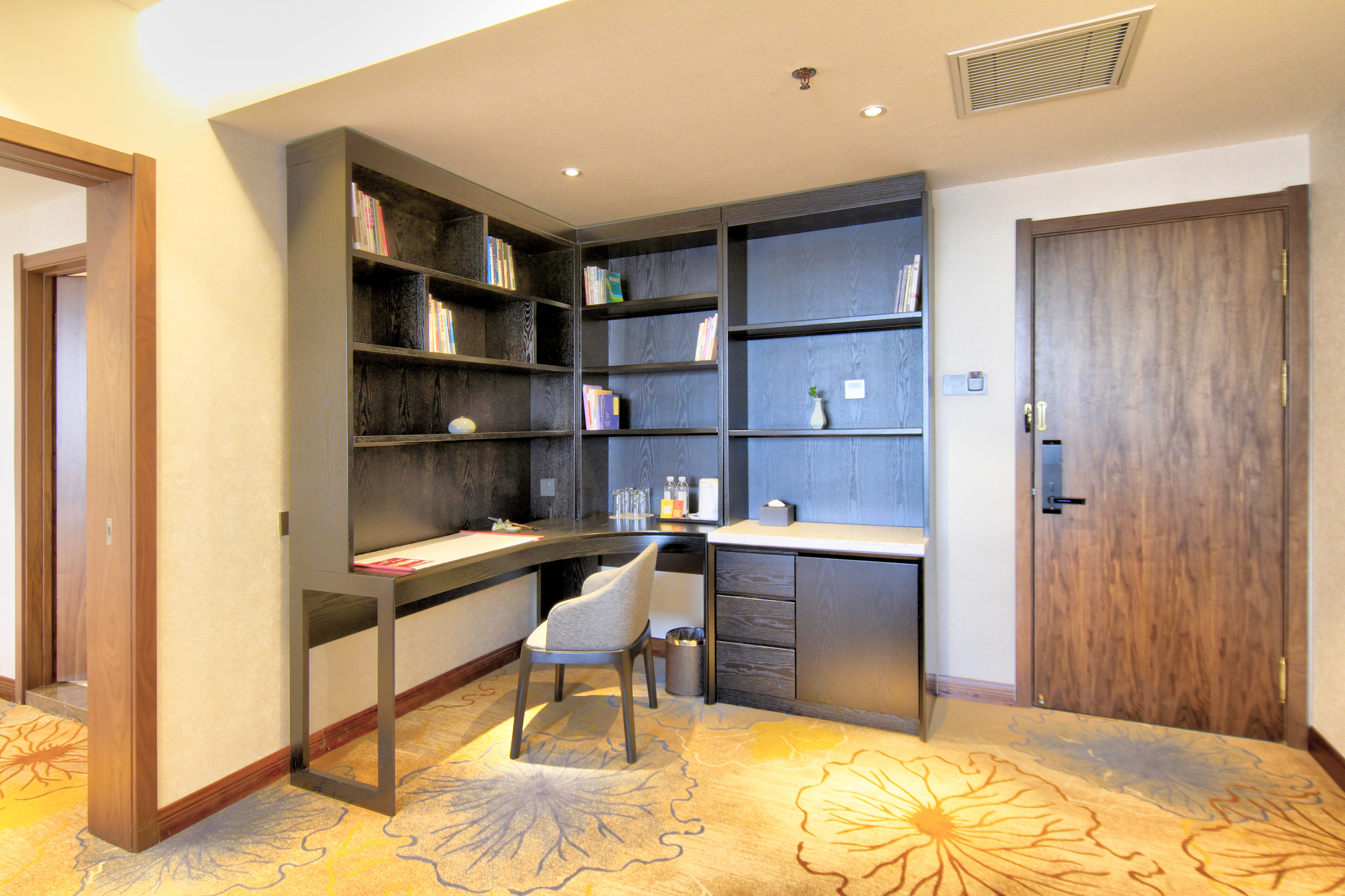 Jinghua Zunxiang HotelDeluxe Suite