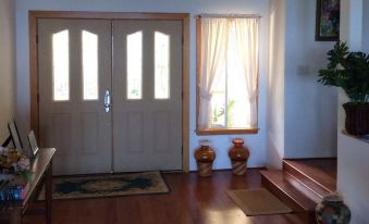 Cozy Corner - Housity
