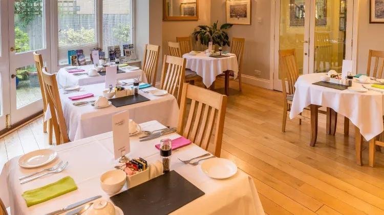 チェスナッツ ハウス 食事・レストラン