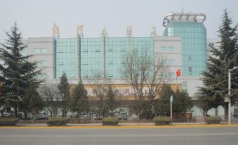 Yinhe Grand Hotel