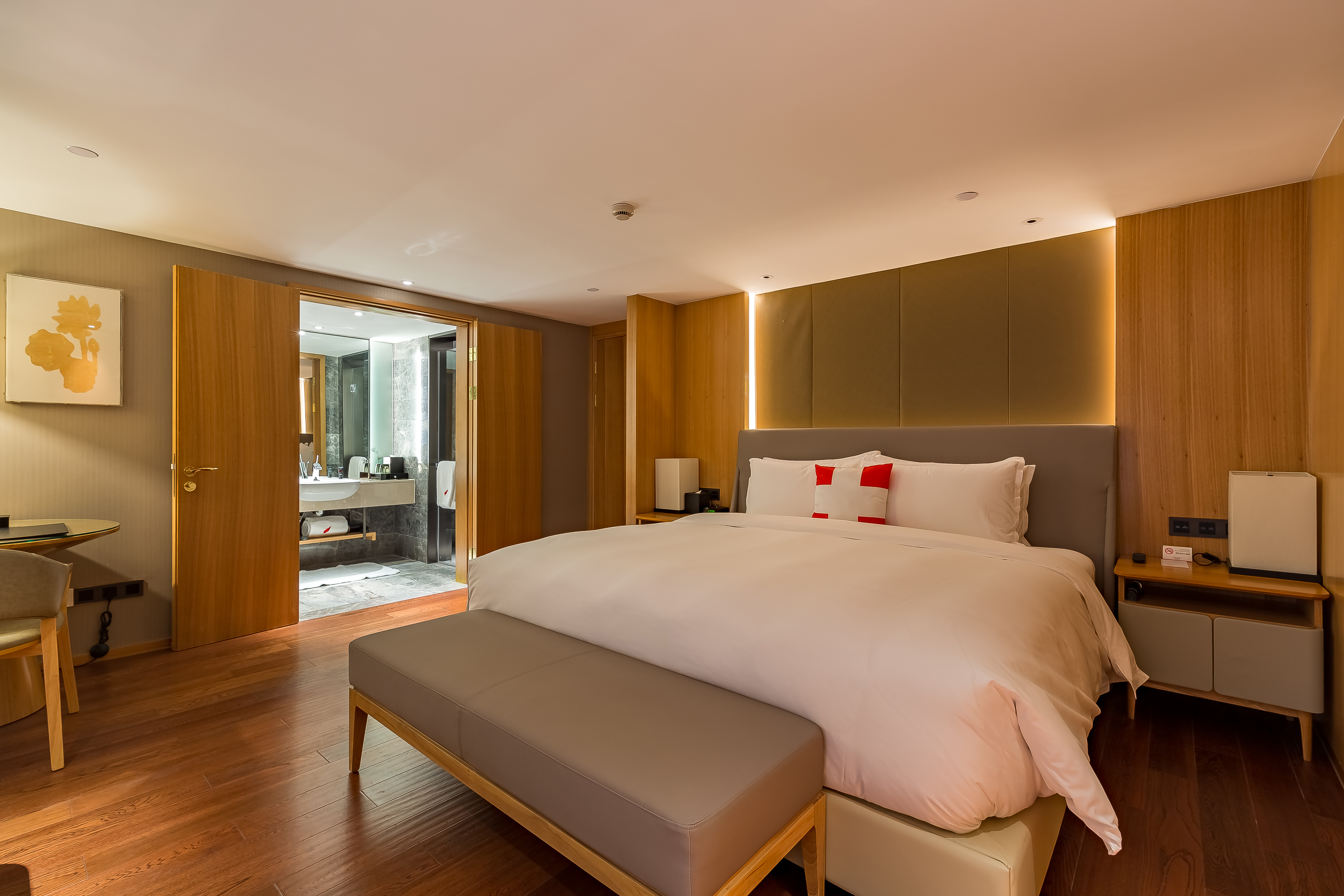 瑞斯丽双卧复式套房