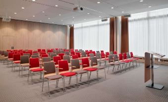IntercityHotel Frankfurt Hauptbahnhof Süd - Housity