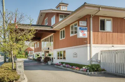 Econo Lodge Inn & Suites - North Vancouver