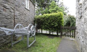 Ty Cynon - Housity