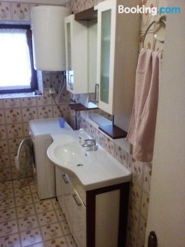 复式两卧室公寓 - 带露台和海景