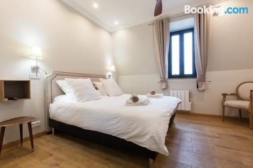 Appartement Vue Mer, Suquet et Palais Avec Parking Apartment with Sea View