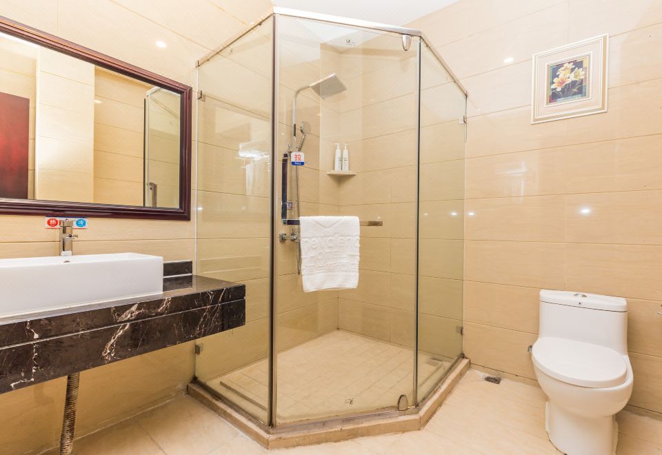 商務雙床房:靜謐山景+舒享大浴室