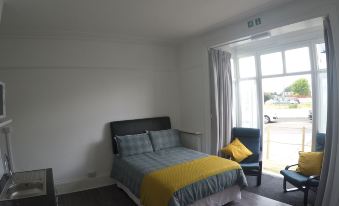 Heatherleigh Bed & Breakfast - Housity