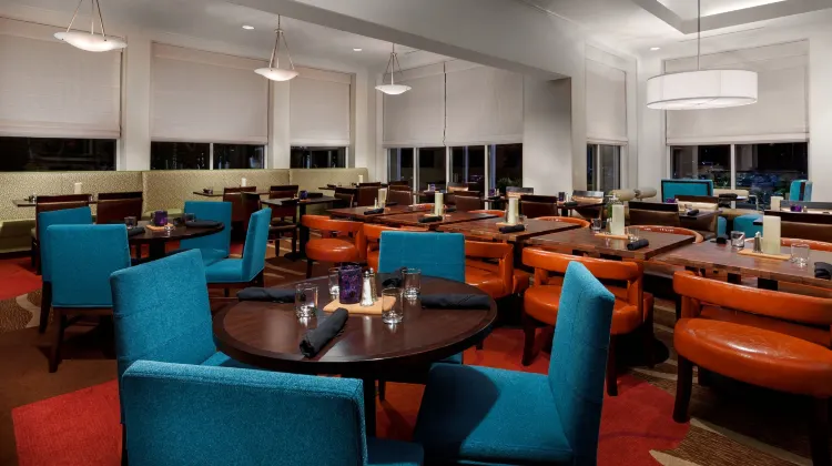 Hilton Garden Inn New Orleans Airport Dining/Restaurant