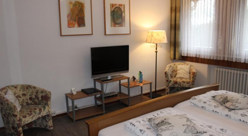 双人房（带独立浴室）