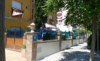 Hotel Ribes Roges