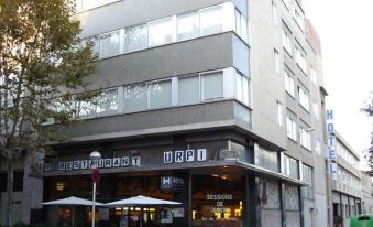 Hotel Urpi