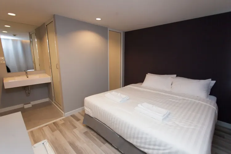 ห้องสแตนดาร์ด เตียงใหญ่ 1 เตียง