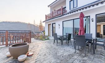 Jiju Chalet - Housity