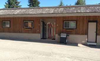 Rossland Motel