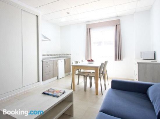 一室房 - 地面楼层