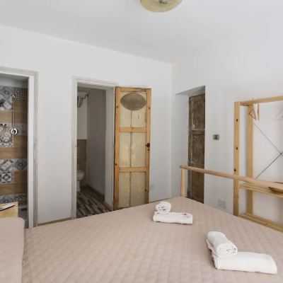 Comfort Room, 1 Double Bed, Balcony, Garden View