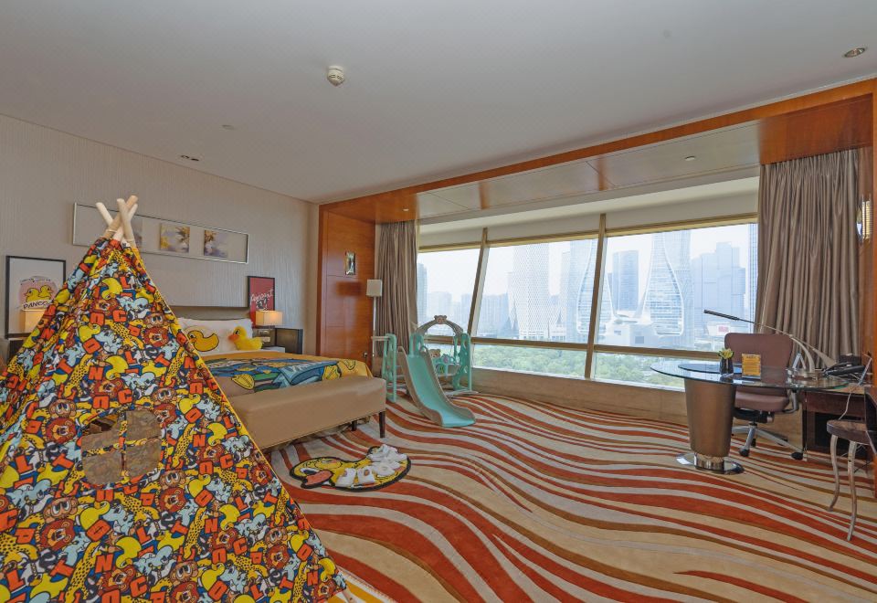 小黄鸭主题豪华江景房