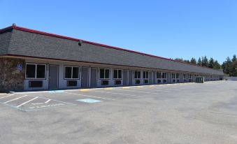 Westward Inn - Housity