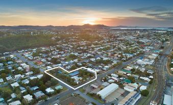 South Gladstone Motel