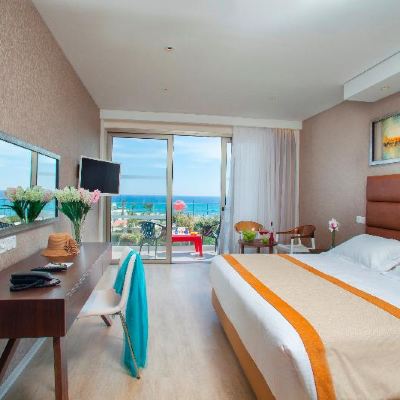 Standard Room with Sea View