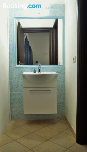 豪华特大床一室房