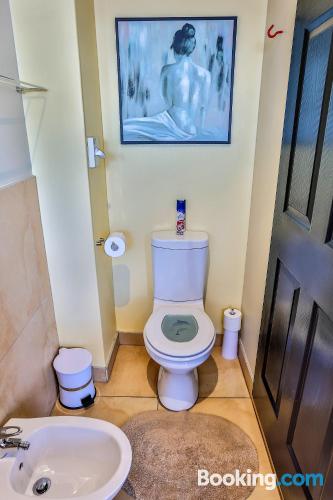 带阳台及海景的特大床房