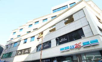 Busan Oncheonjang Hotel Carino
