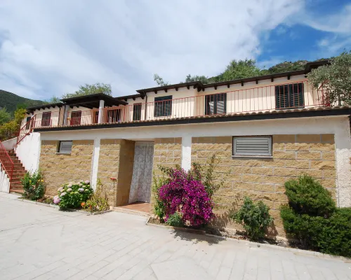 Is Murtas Hotels in Jerzu