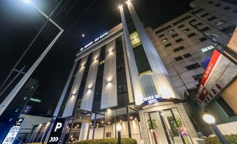 Brown Dot Hotel Palyong