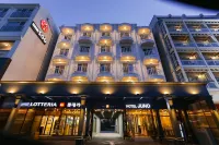 Hotel Juno Hotele w: 