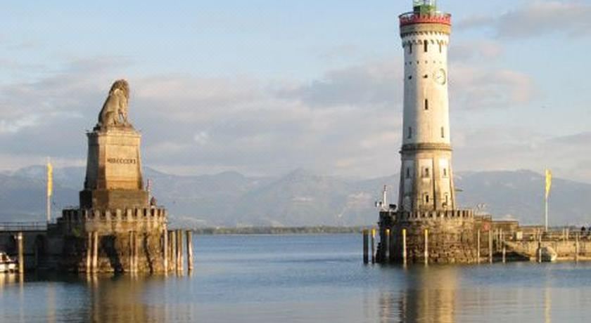 高级一卧室带阳台公寓