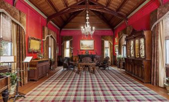 Larnach Lodge & Stable Stay