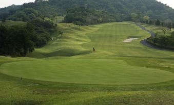 Spring Golf & Art Resort Awaji
