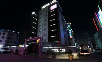 Hotel Lee