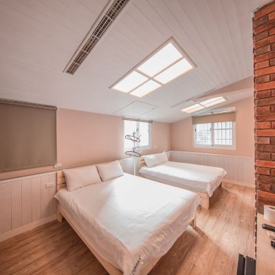 日光斜屋頂四人房 荷本優惠